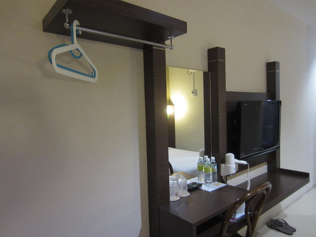 Radiant Hotel Sitiawan Chambre photo